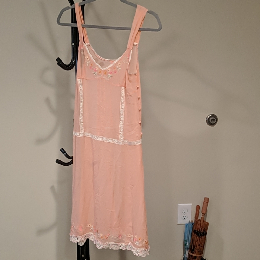 Pink 1920s silk chemise, hand embroidered xs